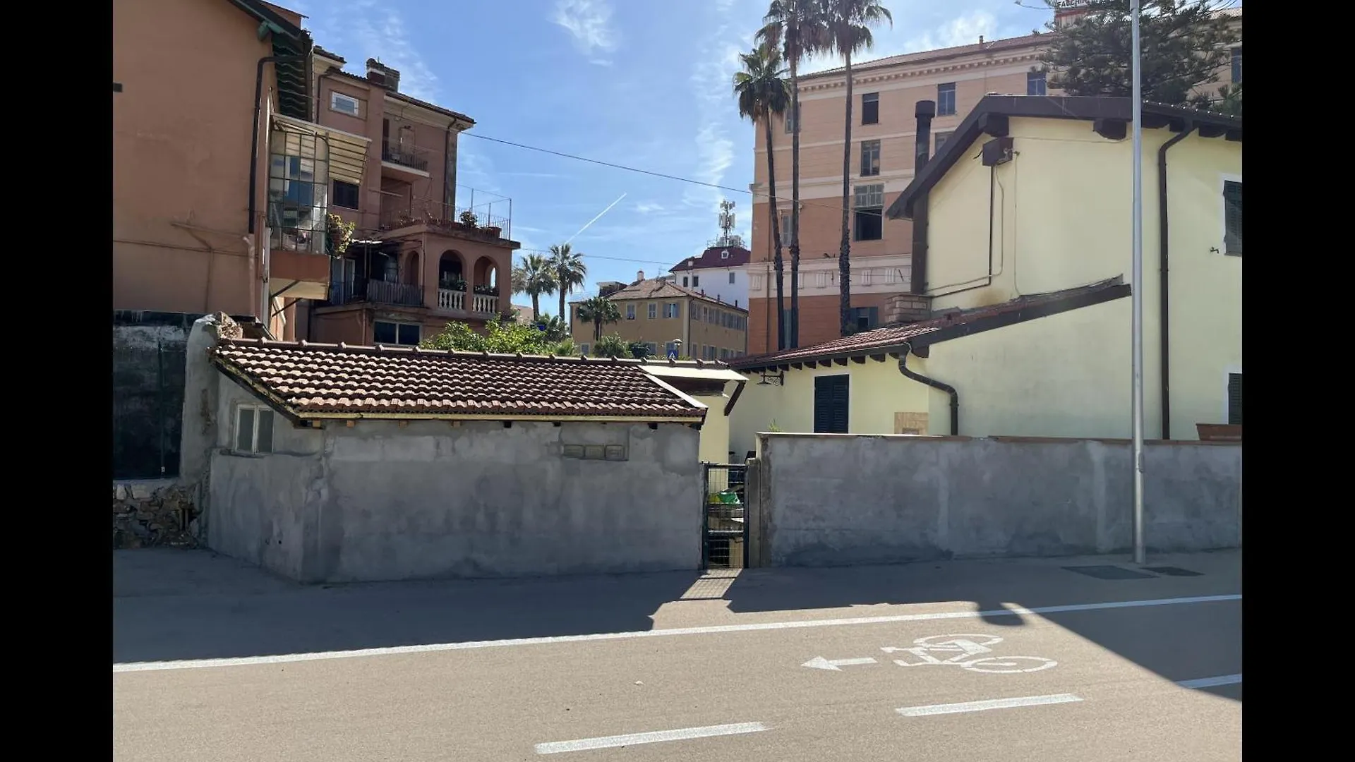 インペリアLa Casa Fra La Storia E Il Mareアパートメント インペリア